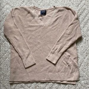 ABERCROMBIE AND FITCH women’s tan v neck sweater